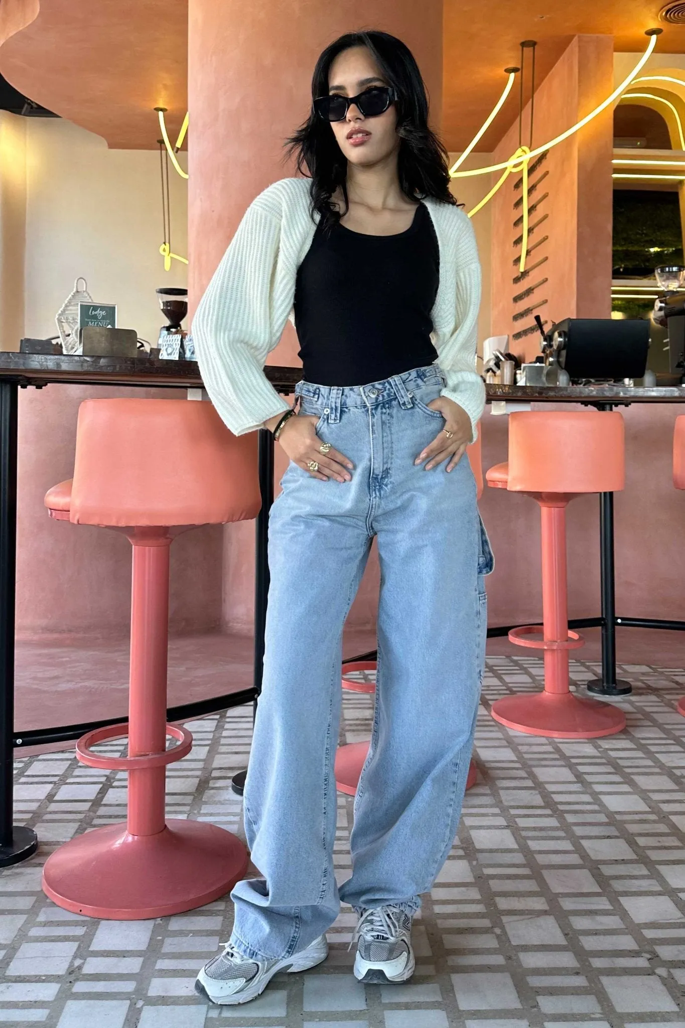 Carpenter - High-Waist Light Wash Jeans