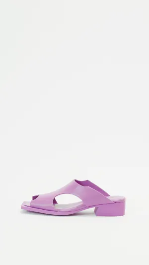 Fin Shoe in Purple