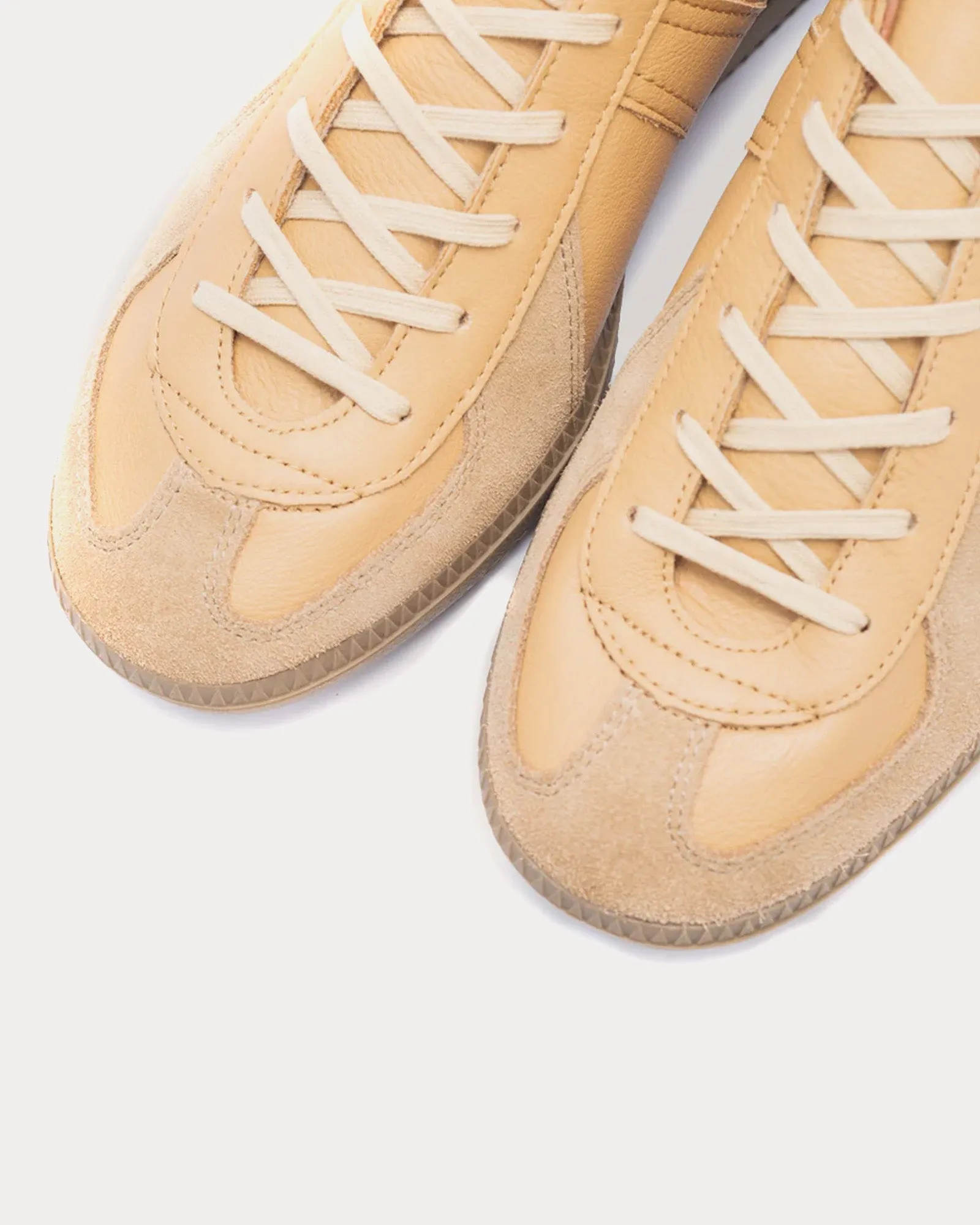German Army Trainer Light Beige Low Top Sneakers