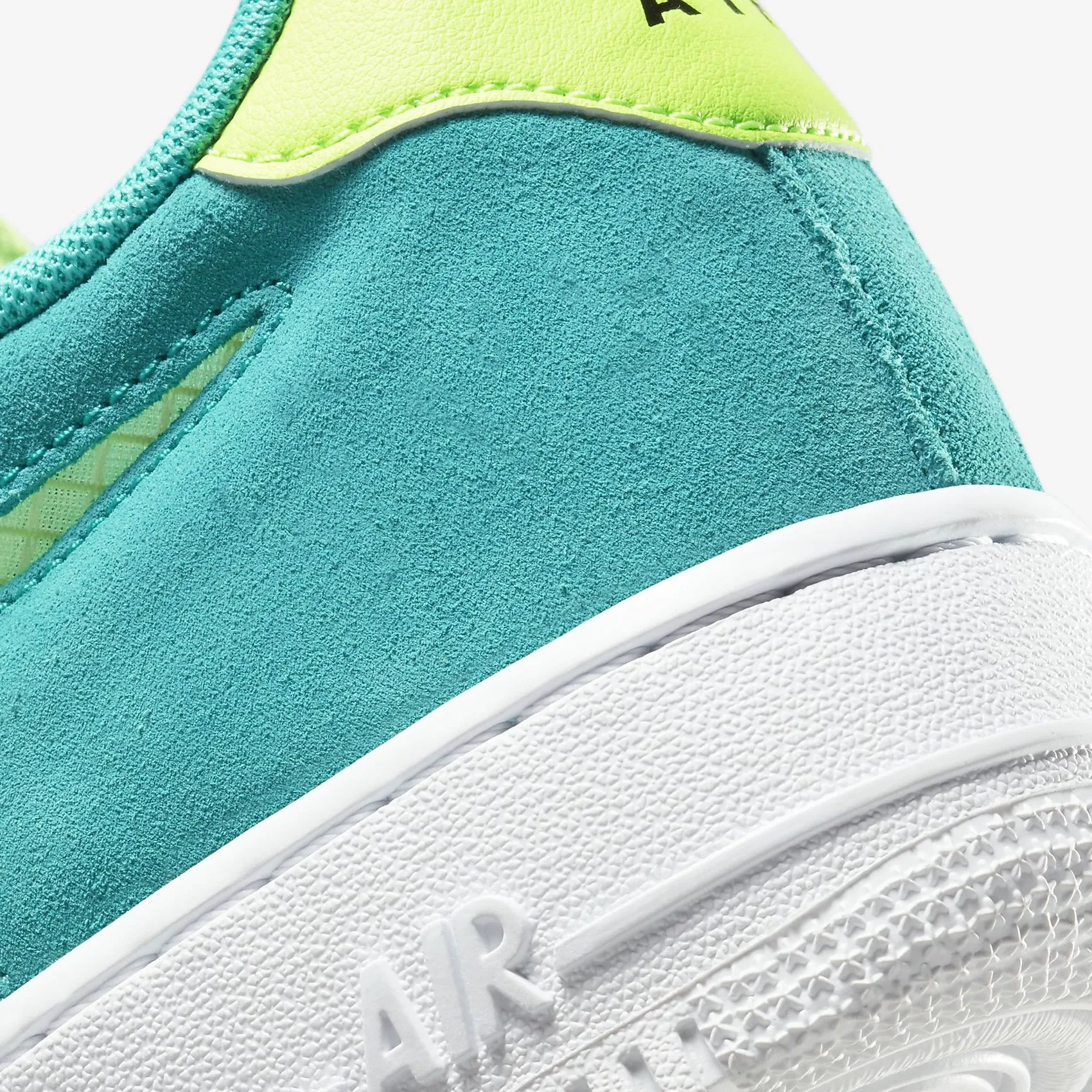 Men's Nike Air Force 1 '07 LV8 (Oracle Aqua/Washed Coral/White/Ghost Green)(CK4383-300)