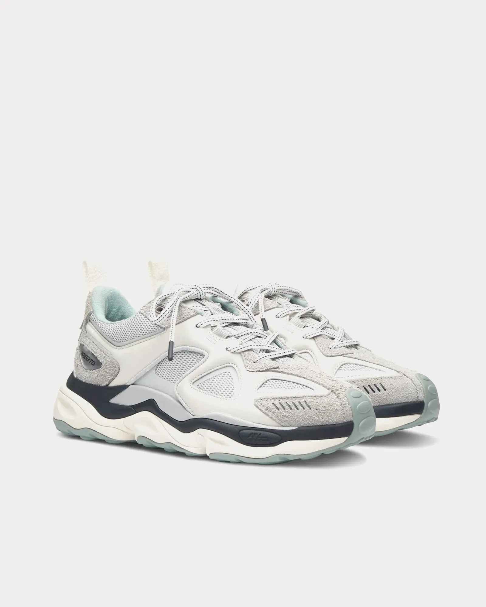 Satellite Runner White / Light Blue Low Top Sneakers