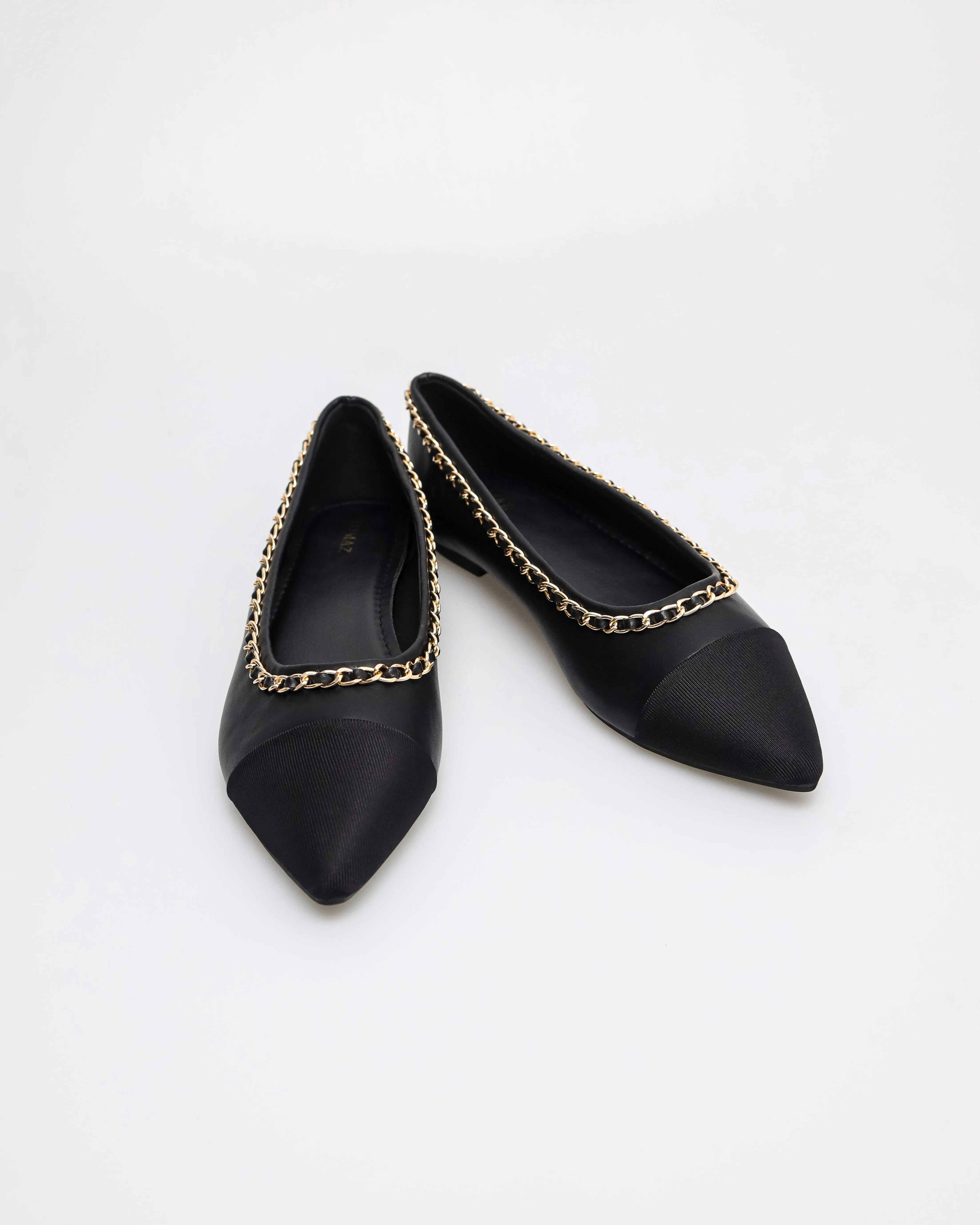 Tomaz YX190 Ladies Chain-Trimmed Ballet Flat