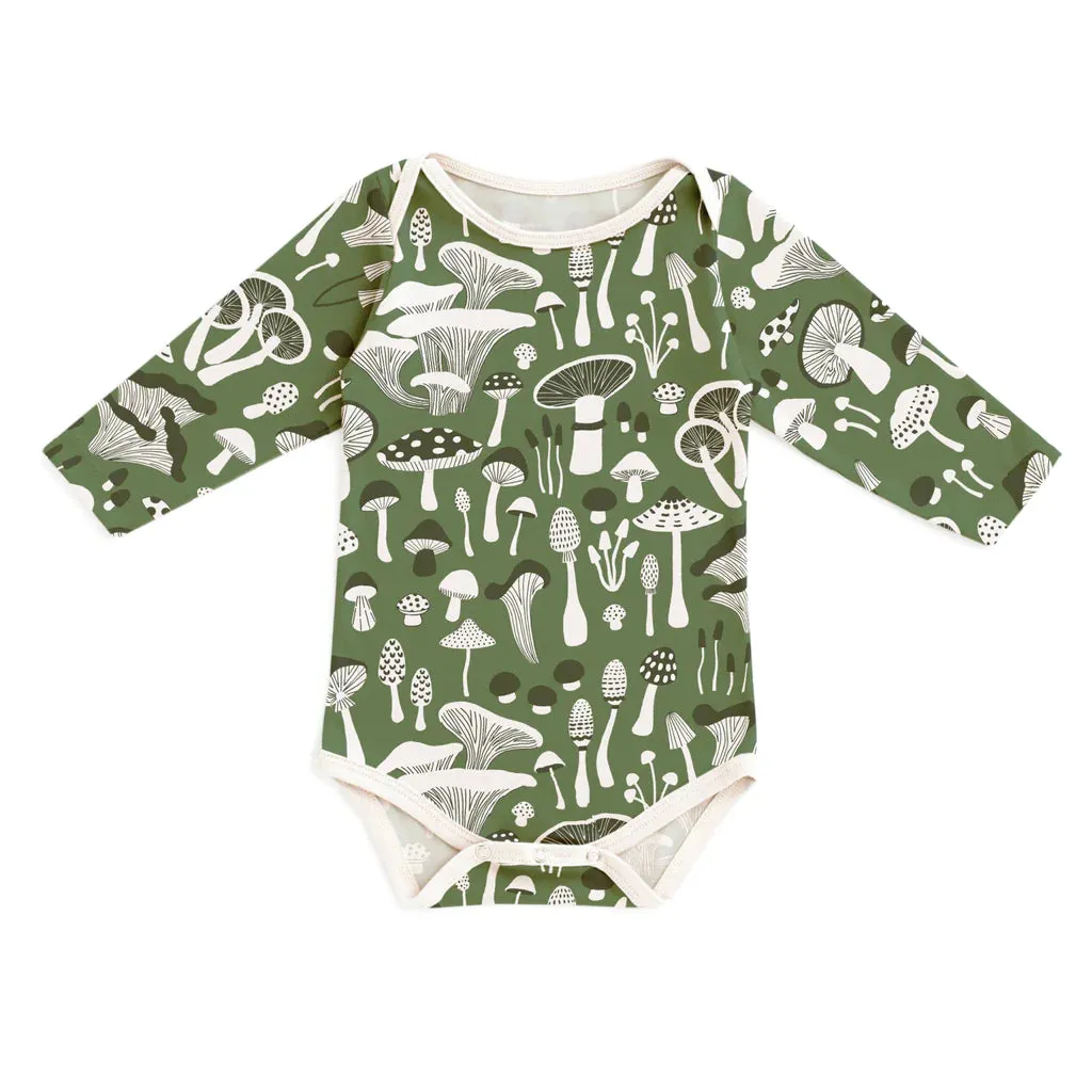 Winter Water Factory | Long-Sleeve Snapsuit in Fungi Green